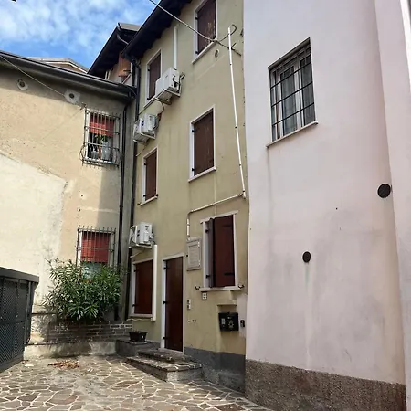 Hailey House Apartman Cavalcaselle